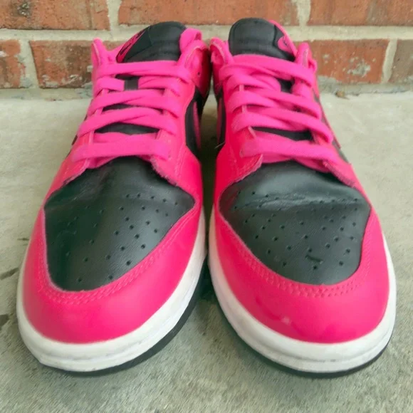 Nike Dunk Low
Fierce Pink Black (Women's) - Picture 2 of 7